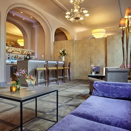 - Gare De Lyon Bastille By Ihg Hotel
