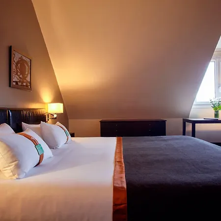 - Gare De Lyon Bastille By Ihg Отель Париж