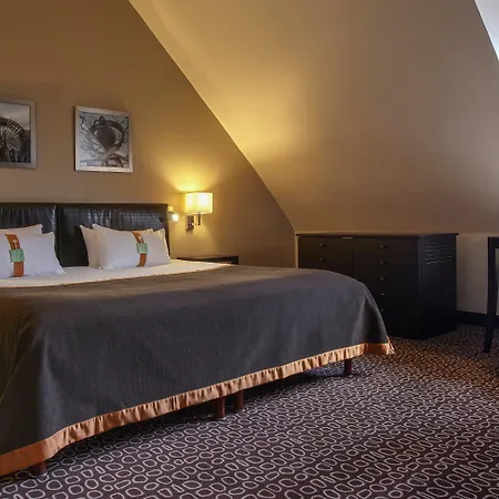 Отель - Gare De Lyon Bastille By Ihg