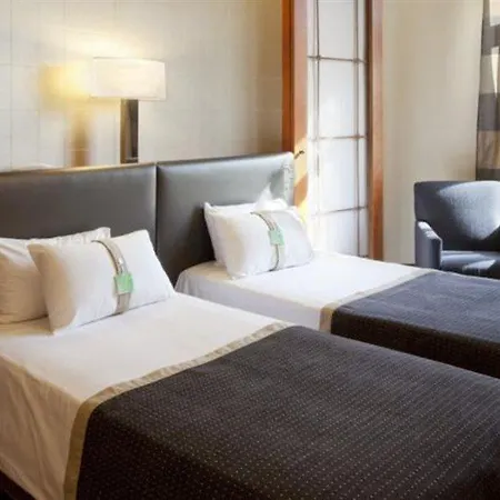 - Gare De Lyon Bastille By Ihg Отель 4*