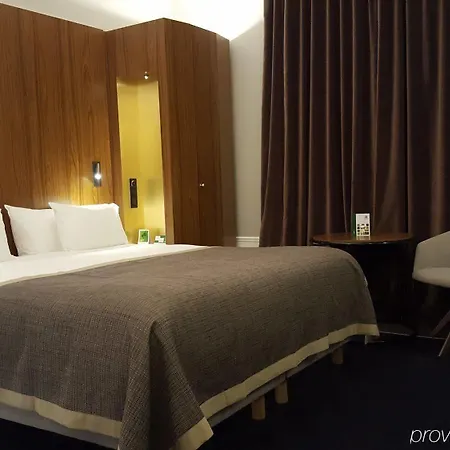 Отель - Gare De Lyon Bastille By Ihg 4*