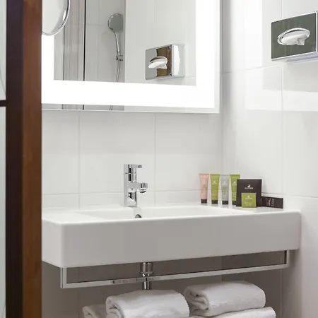 - Gare De Lyon Bastille By Ihg Hotel